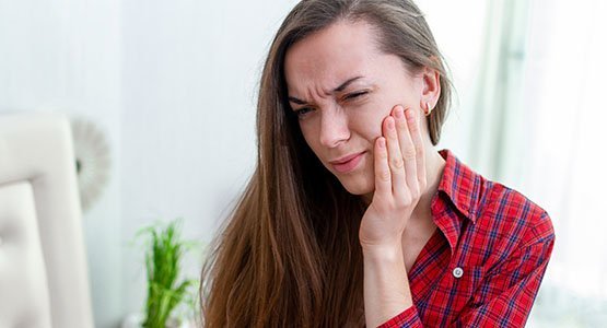 symptoms-of-toothachen-casula